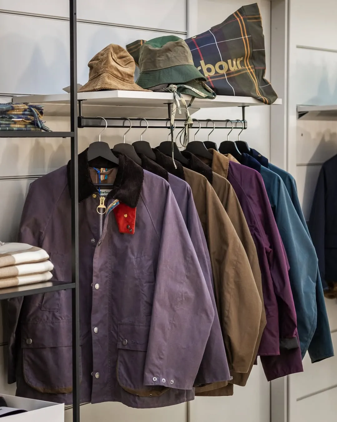 Look abbigliamento donna — brand internazionali da Porrini Besozzo