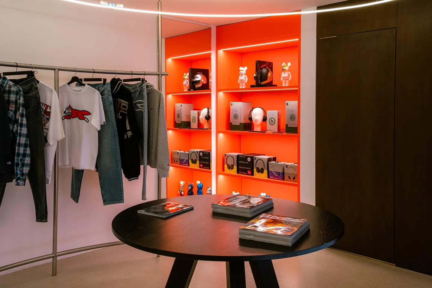 Brand streetwear internazionali da Refresh. Besozzo Varese